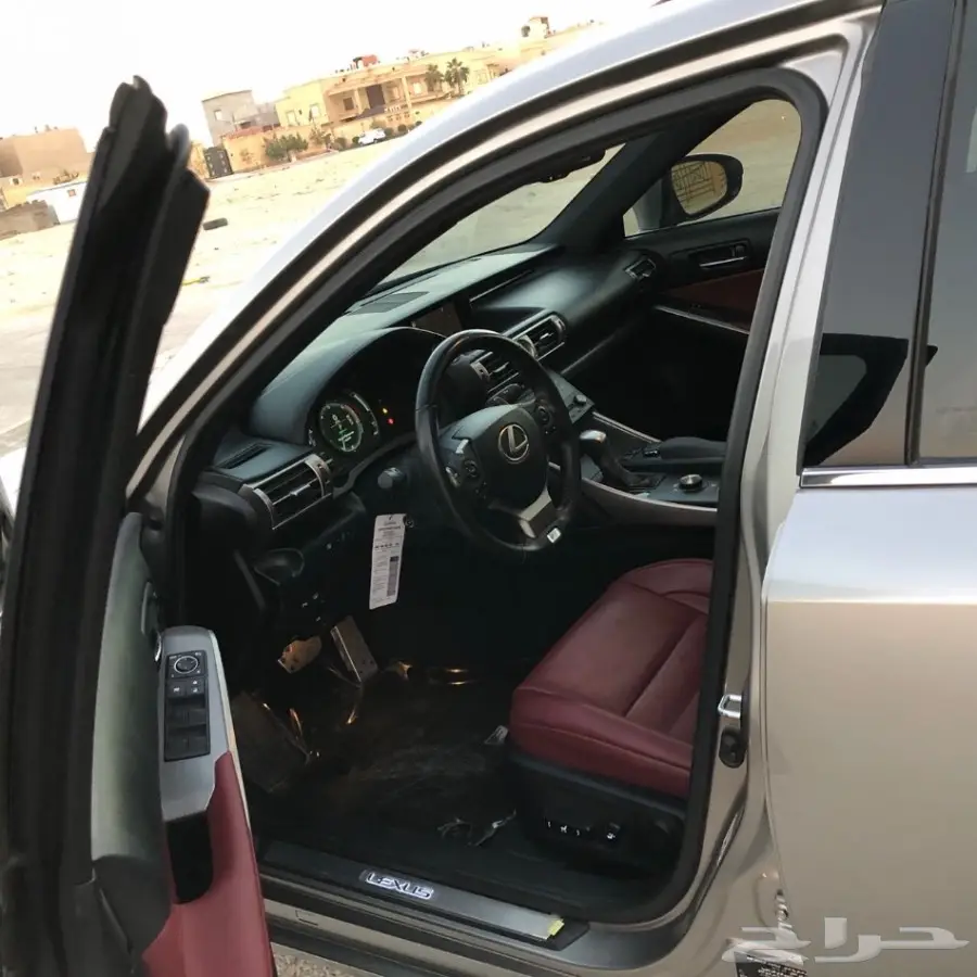 لكزس is F 2016 (image 18)