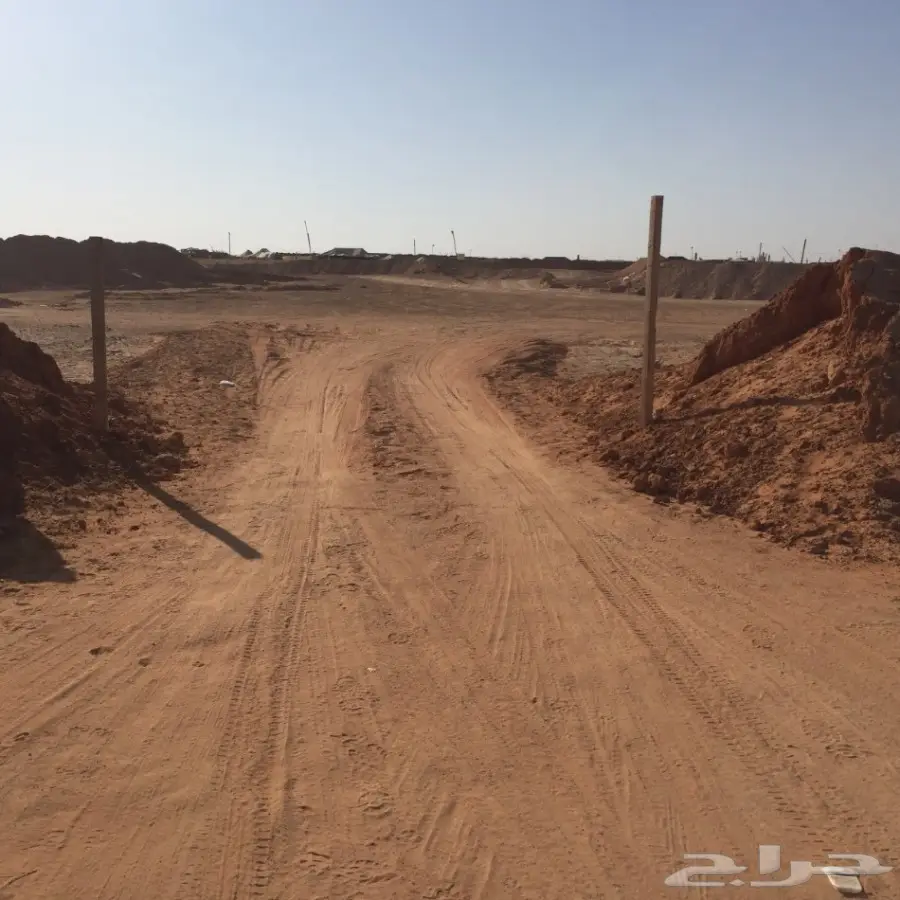 مخيم للبيع كامل موقع ممتاز بالعاذرية (image 24)