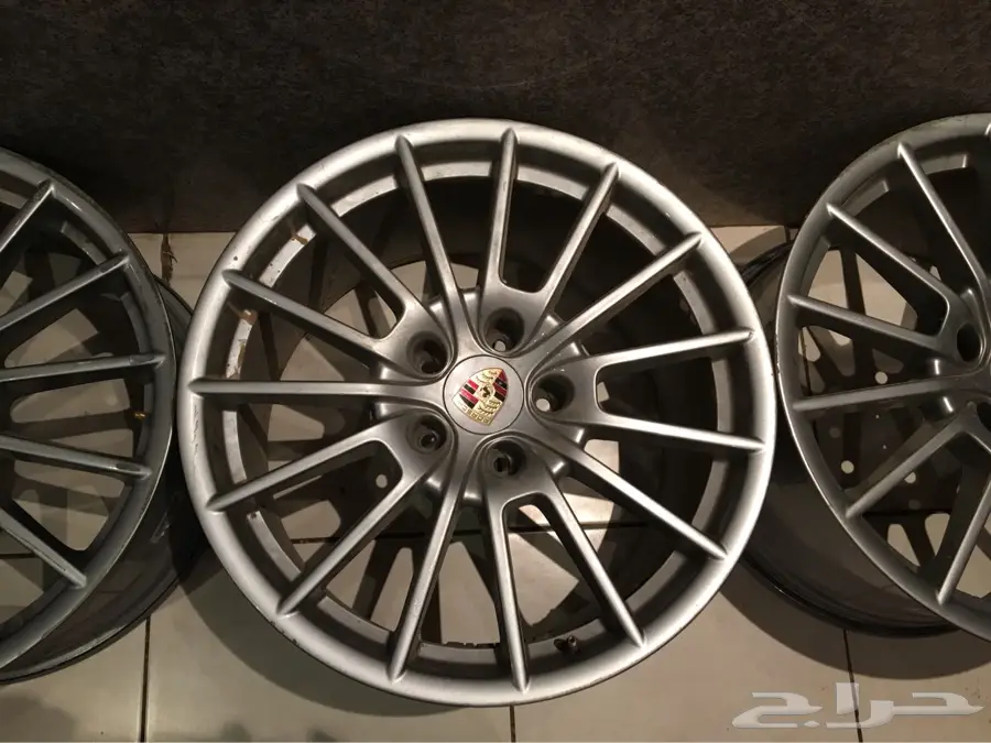 جنوط بورش أصلية - الرياض