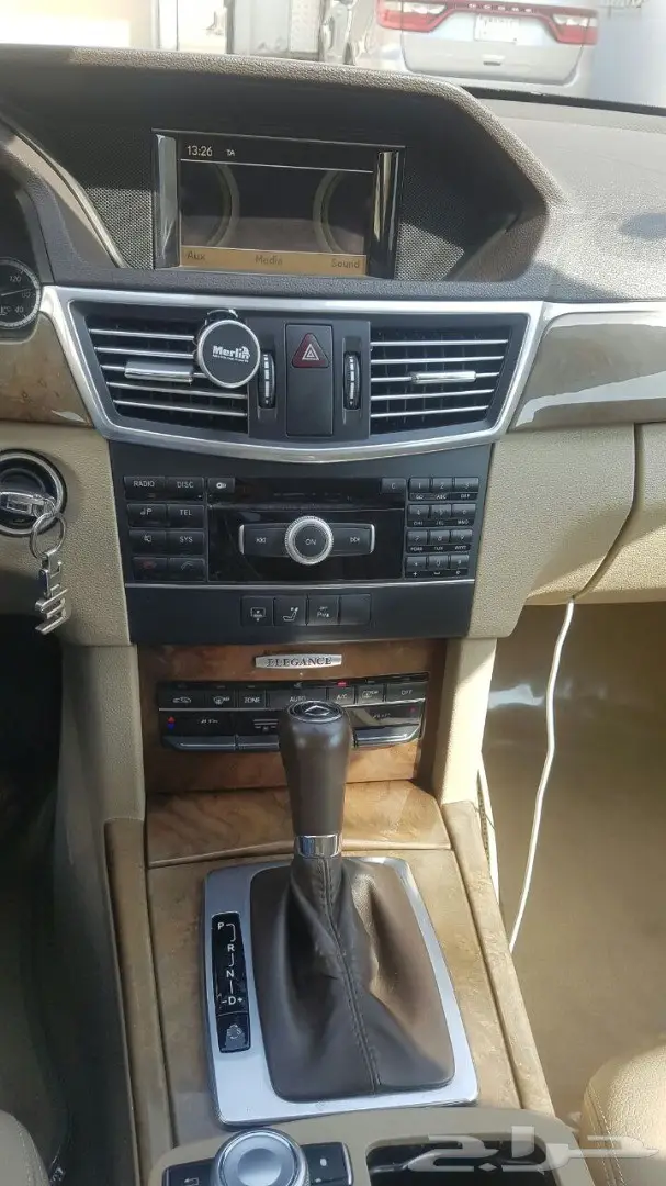 مرسيدس E200 ELEGANCE  موديل 2011 