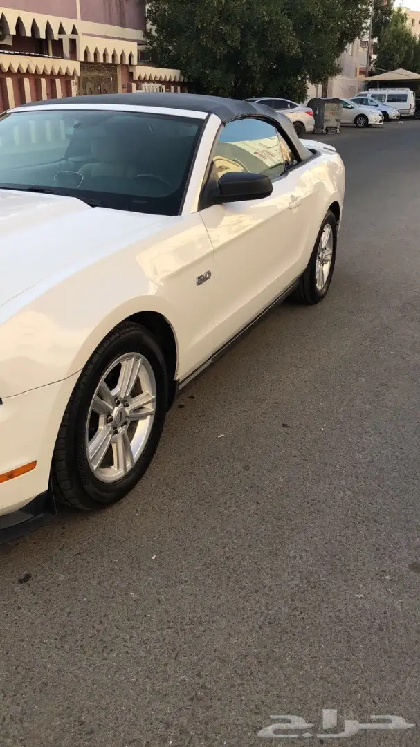 فورد موستنق 2010على الشرط