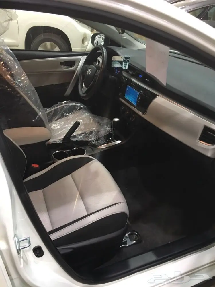 تويوتا كورولا سبورت موديل 2016 (image 7)