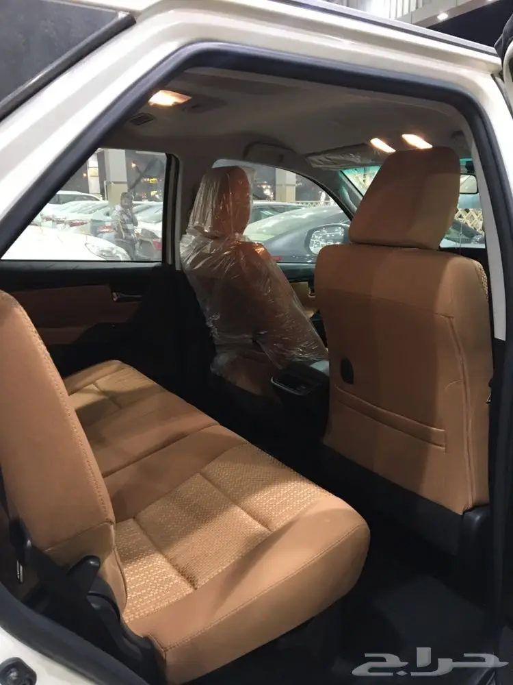 تويوتا فورتونر موديل 2017 4سلندر دبل وبدون (image 2)