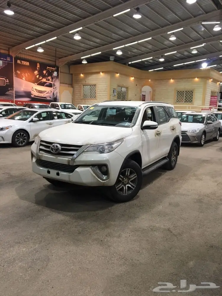 تويوتا فورتونر موديل 2017 4سلندر دبل وبدون (image 6)