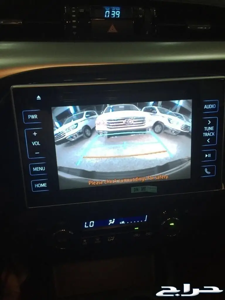 هايلوكس الساير 2017 عادي - مكيف خلفي وكاميرا (image 7)