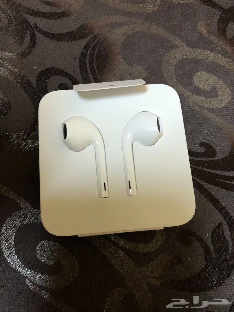 سماعه أيفون 8بلس سلكيه
