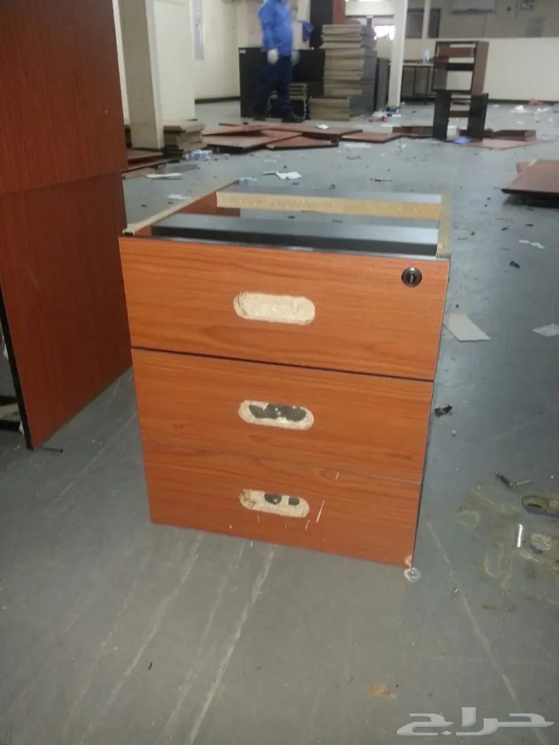 أثاث مكتبي للبيع برابغ  (image 1)