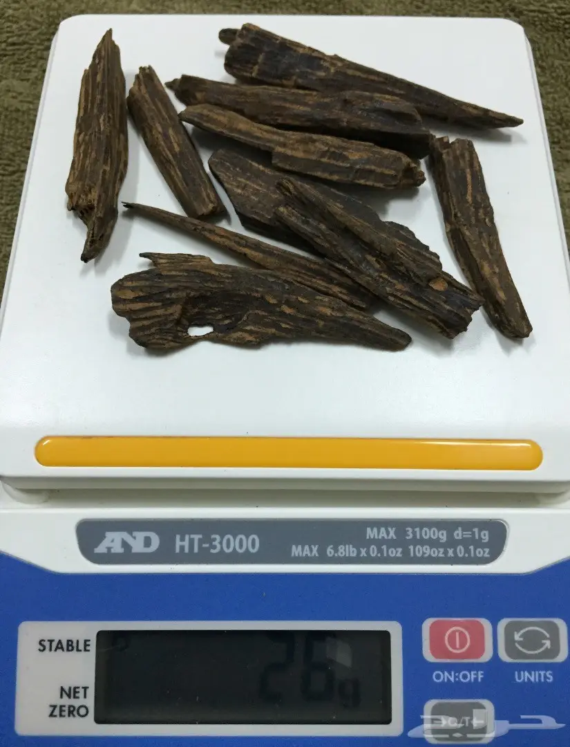 مزاد على اوقيتين عود( ماروكي وكلمنتان محسن ) (image 2)