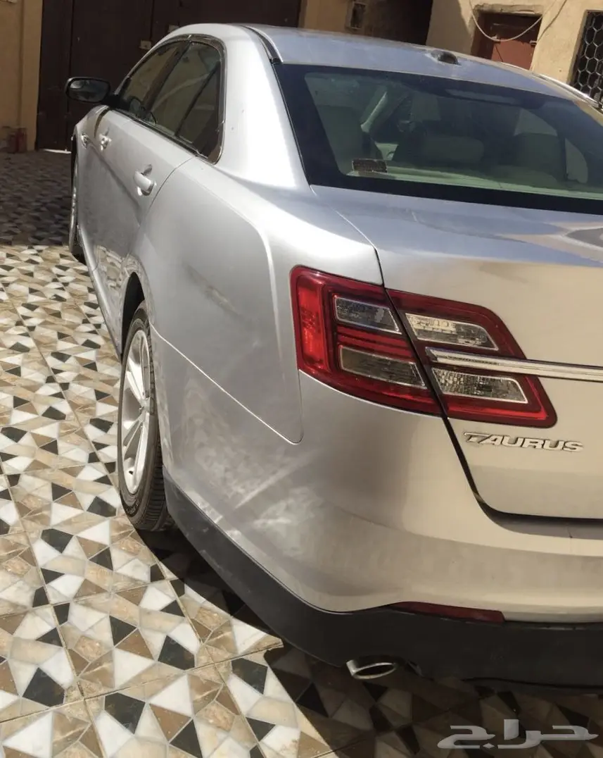 فورد تورس 2015 صدمه خفيفه 