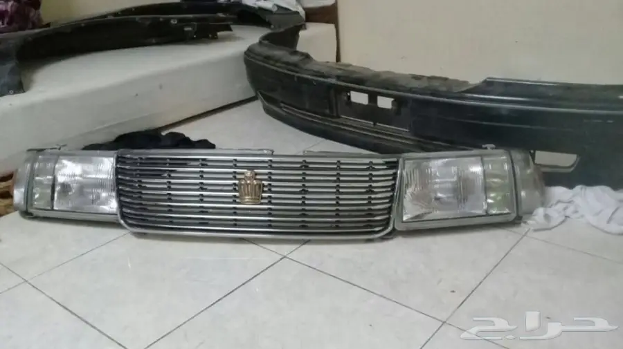 كراون 98 للبيع قطع غيار 