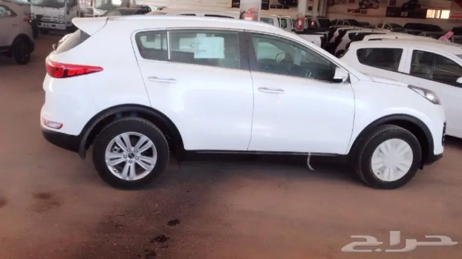 كيا سبورتاج نص فل 2018 - الخضر للسيارات (image 1)