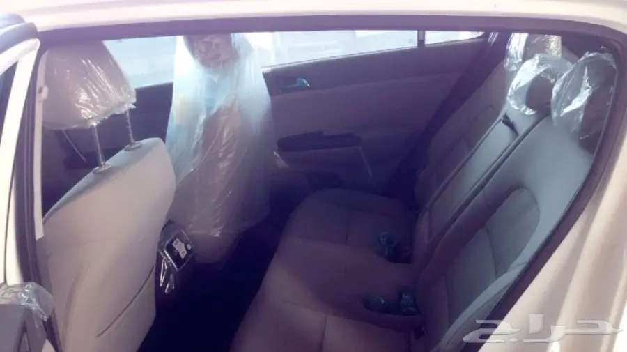 كيا سبورتاج نص فل 2018 - الخضر للسيارات (image 4)