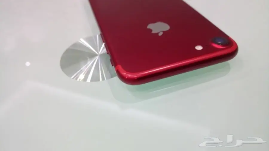 ايفون7 احمر بضمانه نظيف ولله الحمد (image 1)