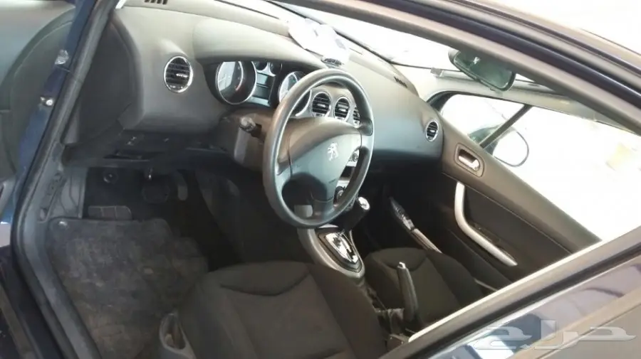 للبيع سياره بيجو (image 7)
