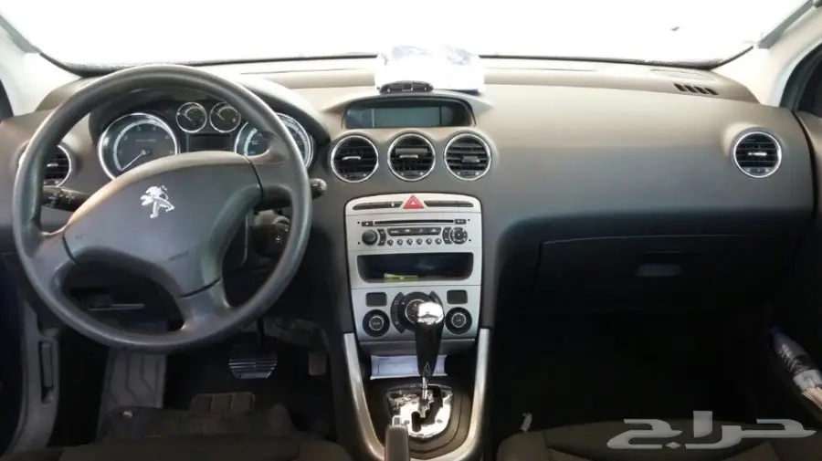 للبيع سياره بيجو (image 8)