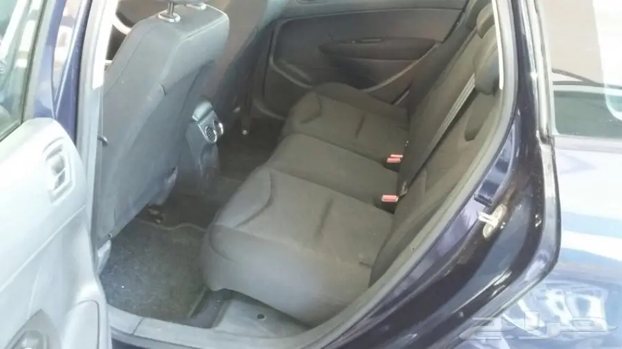 للبيع سياره بيجو (image 9)