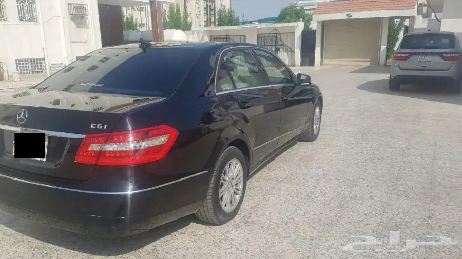 مرسيدس E200 ELEGANCE  موديل 2011  (image 1)