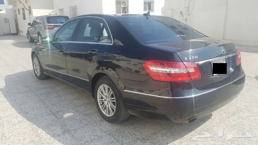 مرسيدس E200 ELEGANCE  موديل 2011  (image 3)