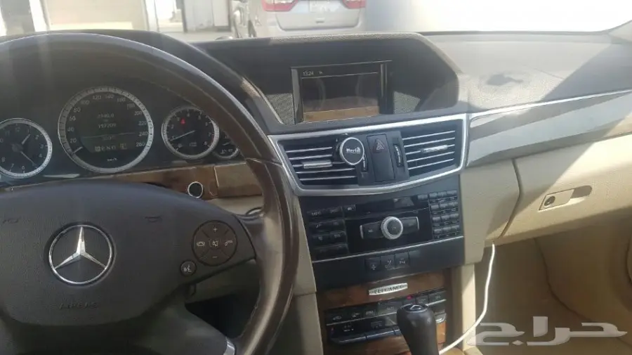 مرسيدس E200 ELEGANCE  موديل 2011  (image 7)