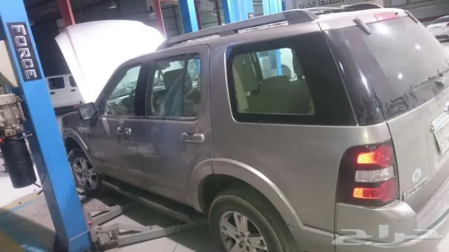 للبيع اكسبلورا 2008 (image 2)