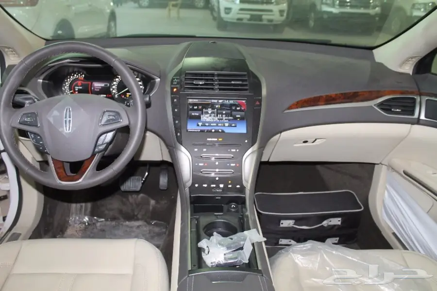 لنكولن M K C 2015 جيب ---M K Z سيدان- M K S (image 7)