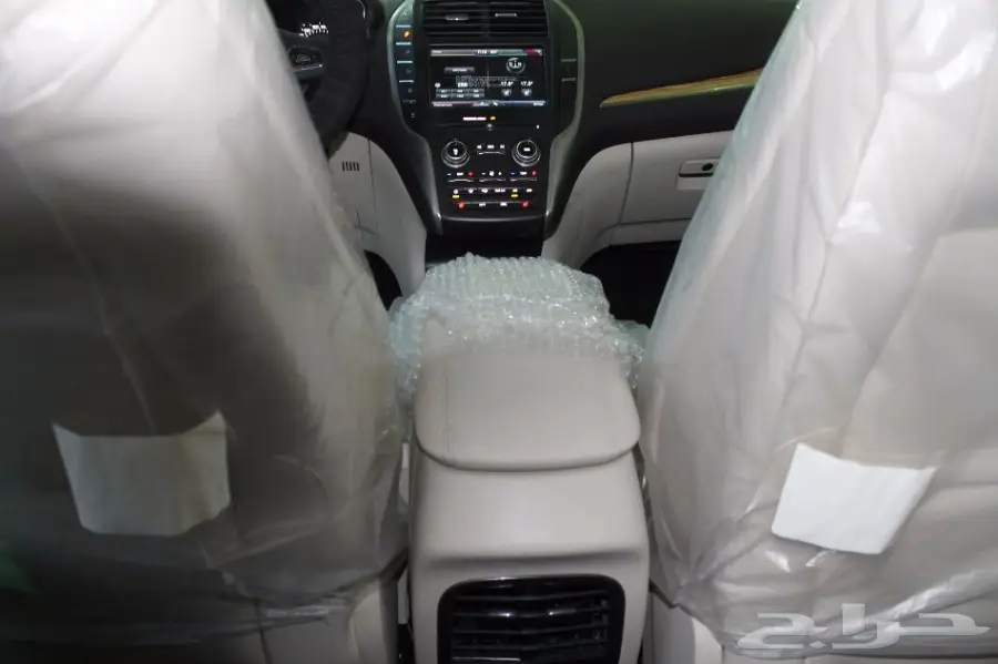 لنكولن M K C 2015 جيب ---M K Z سيدان- M K S (image 16)