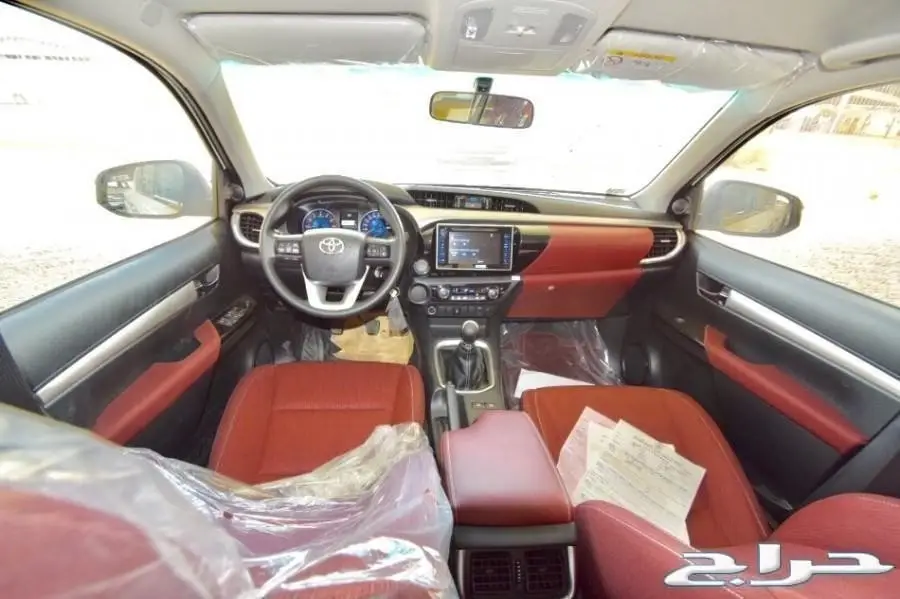 هايلوكس الساير 2017 عادي - مكيف خلفي وكاميرا (image 8)