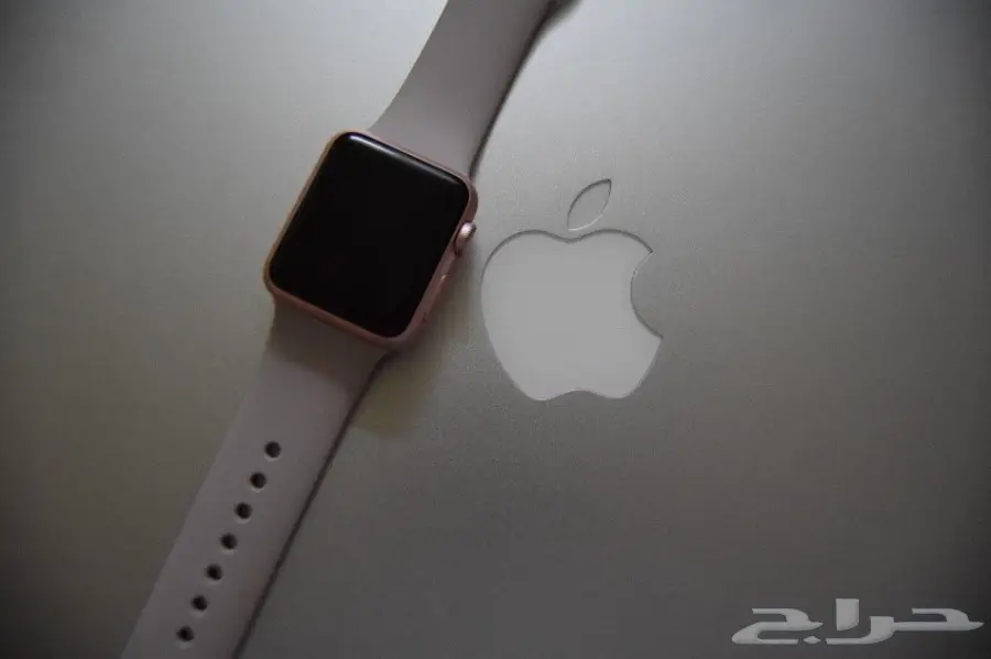 للبيع ساعة ابل 38m روز apple watch pink rose  (image 1)