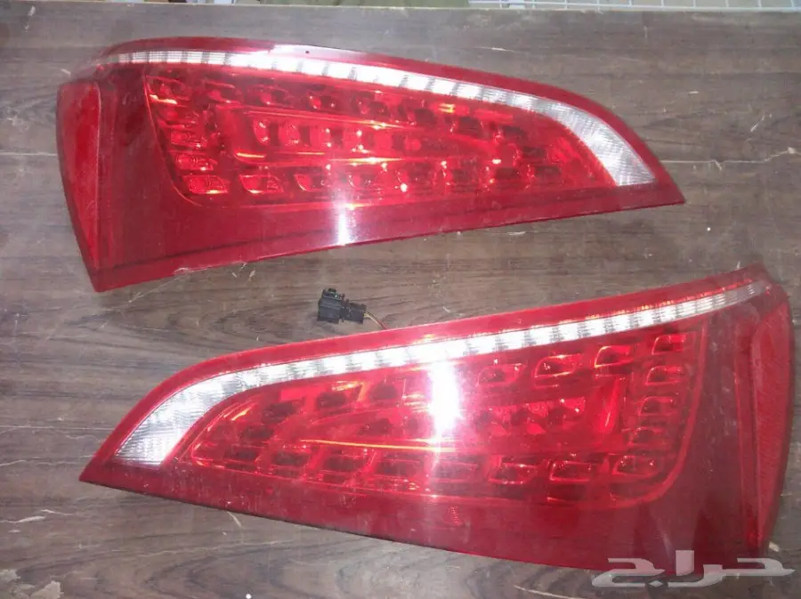 اسطبات وشمعات خلفي اودي كيو5 ليد حالة الوكالة