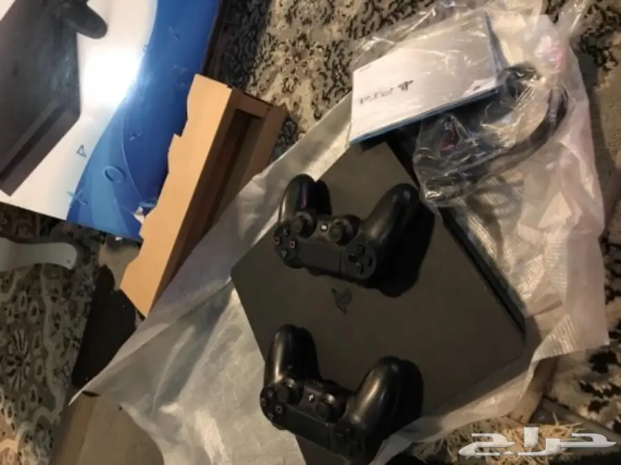 بلاستيشن ( 4 ) نظيف 