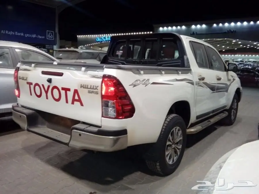 هايلوكس سعودى وخليجى جميع الانواع والمواصفات (image 7)