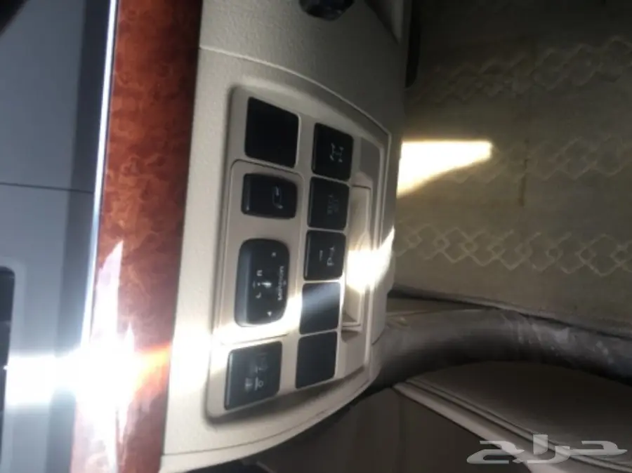 لاند كروزر جي اكس ار فل كامل موديل 2015 (image 11)