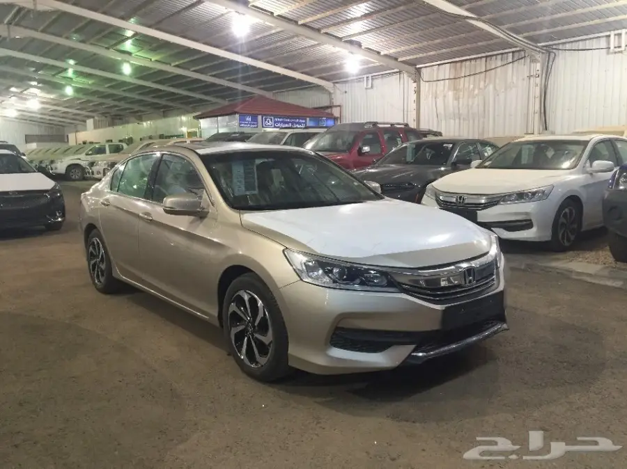   هوندا اكورد اسبيشيل 2017 خليجي لدى معرض عبد المجيد الخضر للسيارات الرياض الشفاء (image 6)