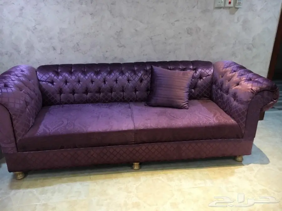 طقم كنب نظيف وجديد للبيع (image 2)