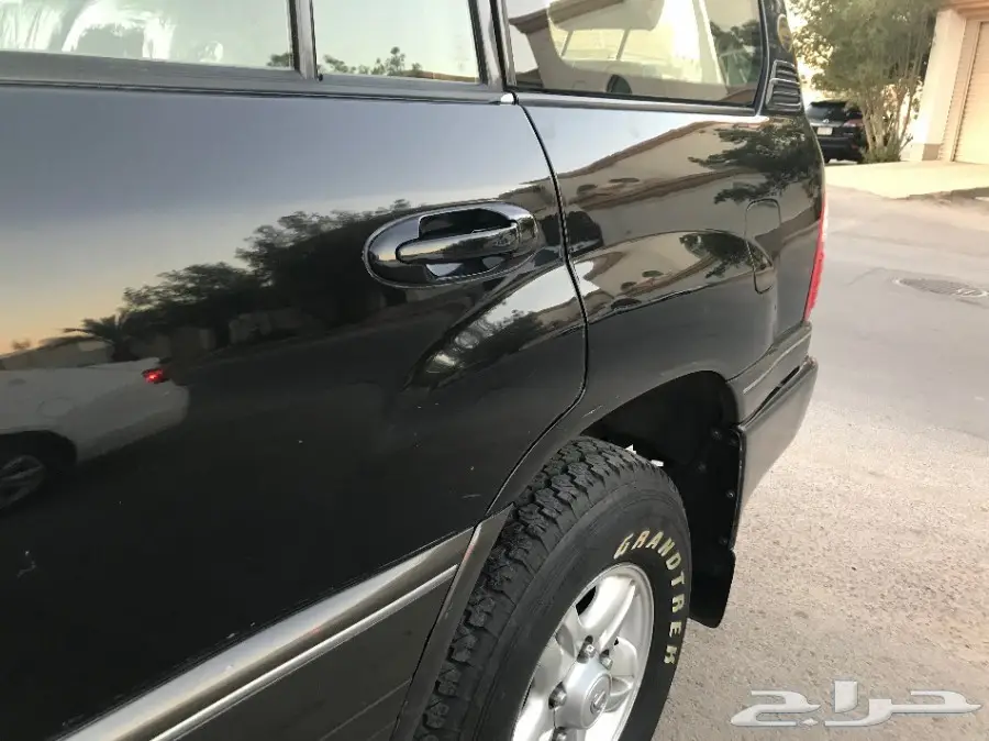 جيب لكزس موديل 2000 بريمي فل كامل شبه مخزن (image 37)