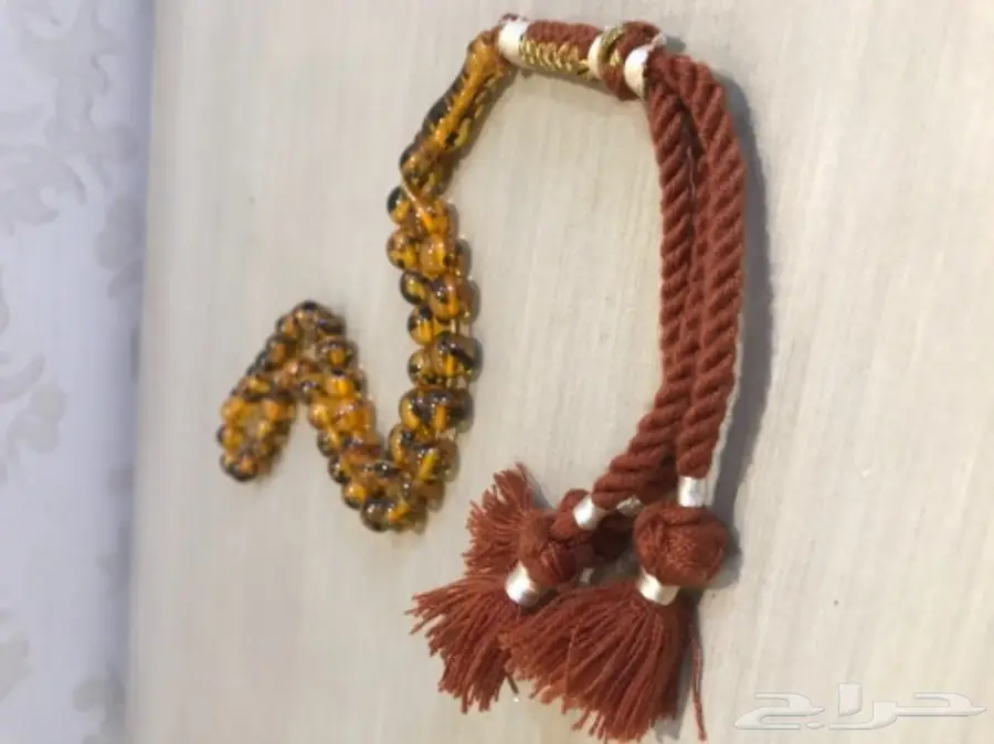 مزاد رقم 311 سبحة تراب كهرمان حشرات (image 1)