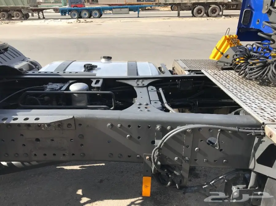  للبيع أكتروس 1841 ميجا 2011 بطاقة جمركية جدة (image 14)