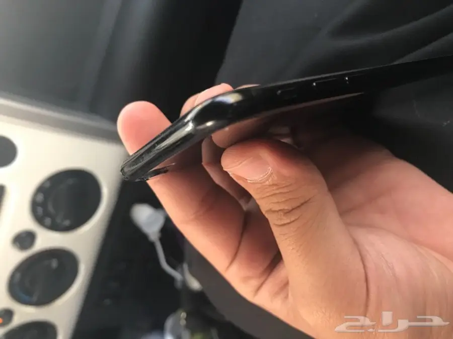 ايفون 7 لماع 256 (image 4)