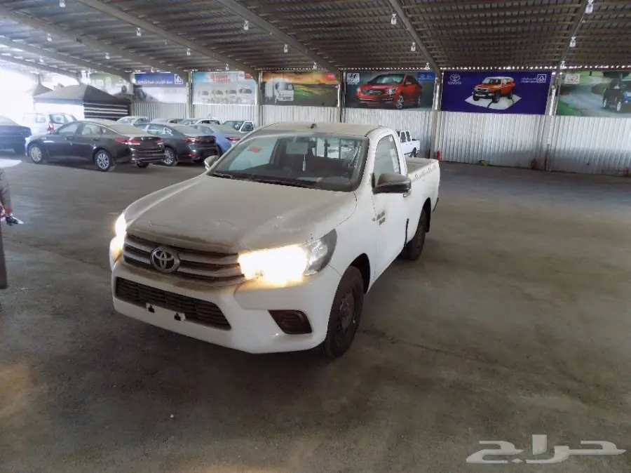 تويوتا هايلوكس 2018 ديزل GL (image 2)