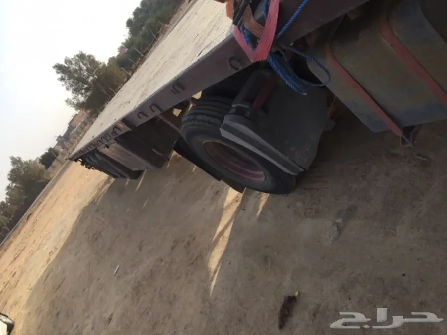 للبيع اكسور 2003 مع السطحه  (image 1)