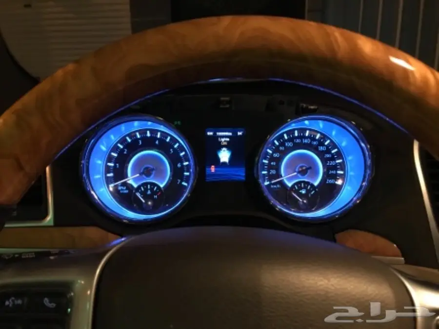 كرايسلر 2012 هيمي - حالة ممتازة!