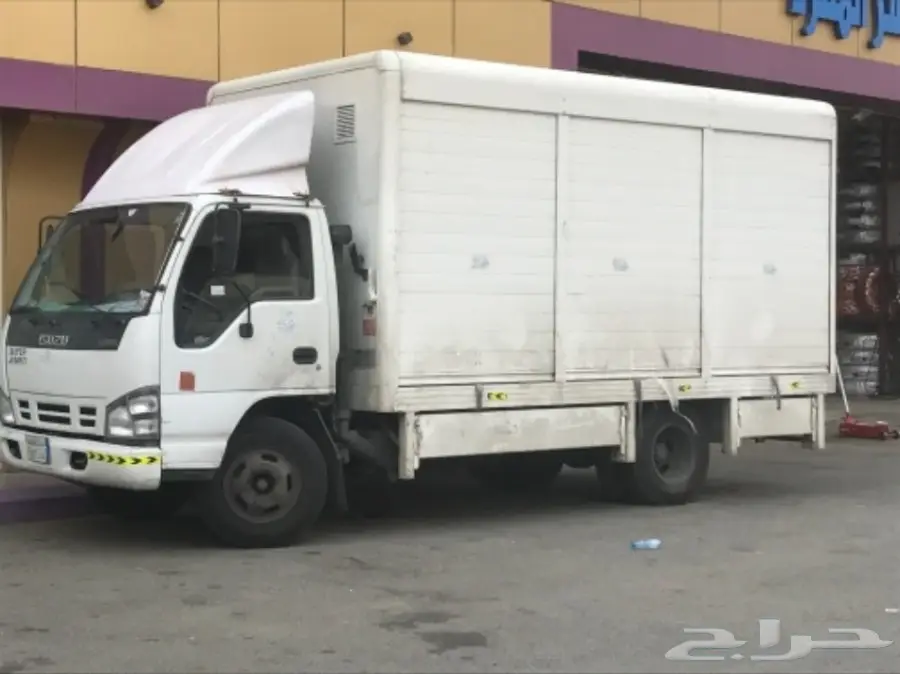 دينا اسيوزو موديل2008 