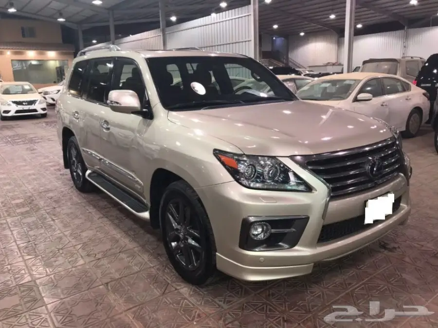 لكزس ال اكس 570 ذهبي 2015 فل كامل - معرض سما2 (image 4)