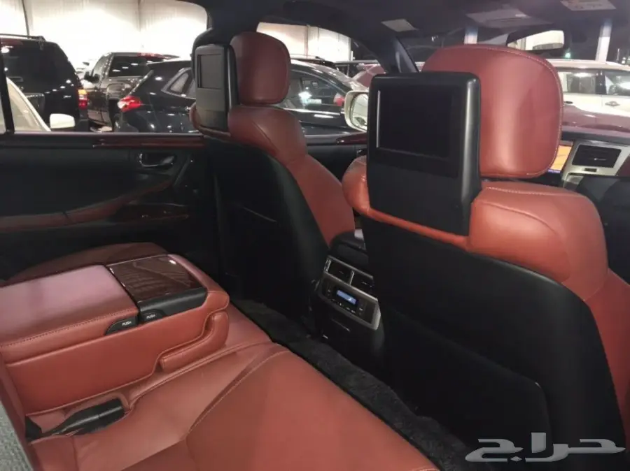 لكزس ال اكس 570 ذهبي 2015 فل كامل - معرض سما2 (image 14)