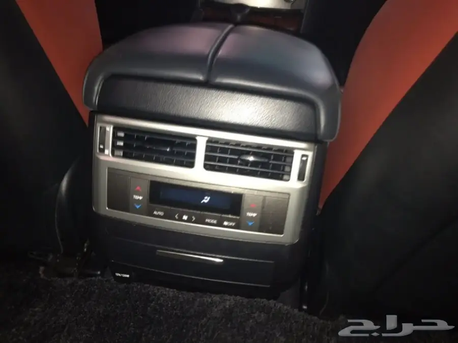 لكزس ال اكس 570 ذهبي 2015 فل كامل - معرض سما2 (image 17)