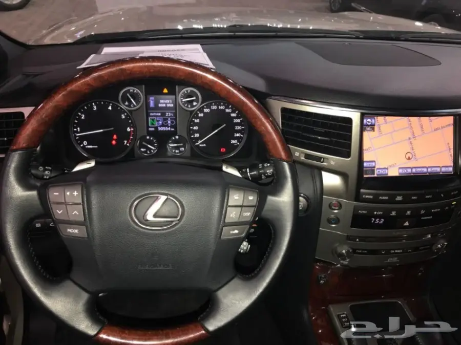 لكزس ال اكس 570 ذهبي 2015 فل كامل - معرض سما2 (image 20)