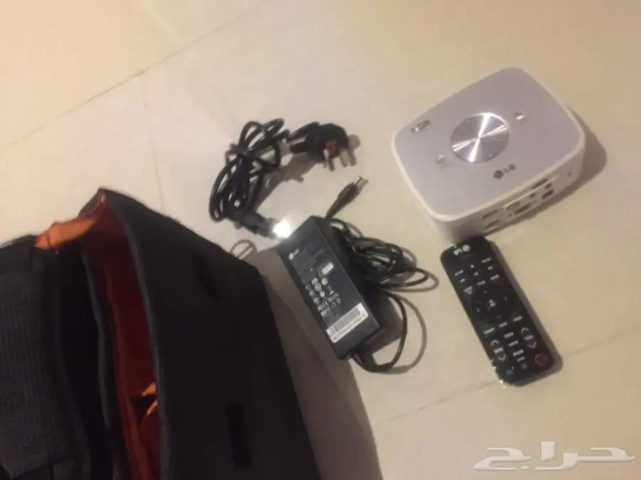 برجكتر إل جي مطور حجم صغير