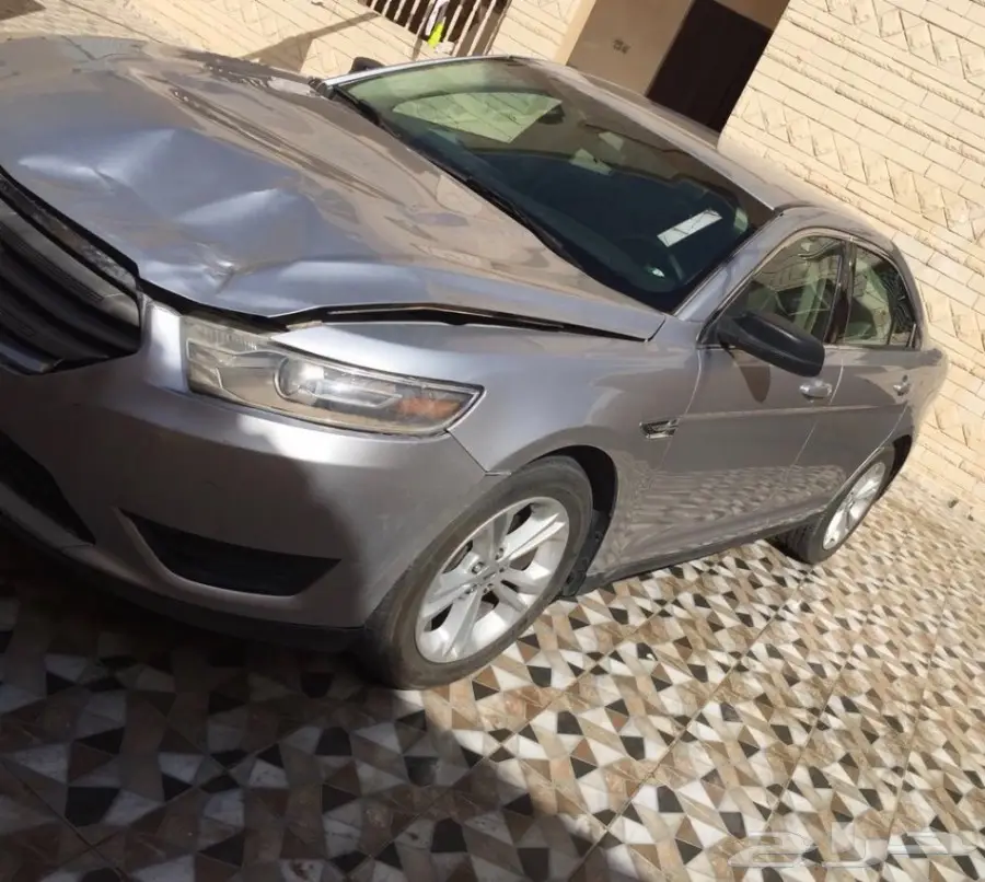 فورد تورس 2015 صدمه خفيفه  (image 4)