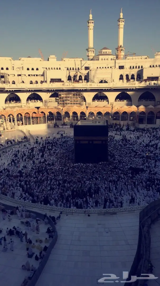 ايفون شبه جديد للبدل