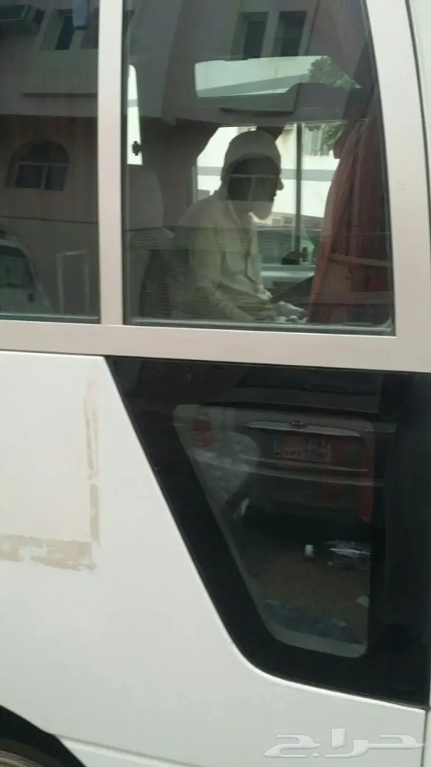 2 باص نيسان 30 راكب  (image 2)